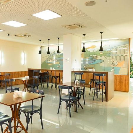 Days Inn By Wyndham Rio De Janeiro Lapa Екстер'єр фото