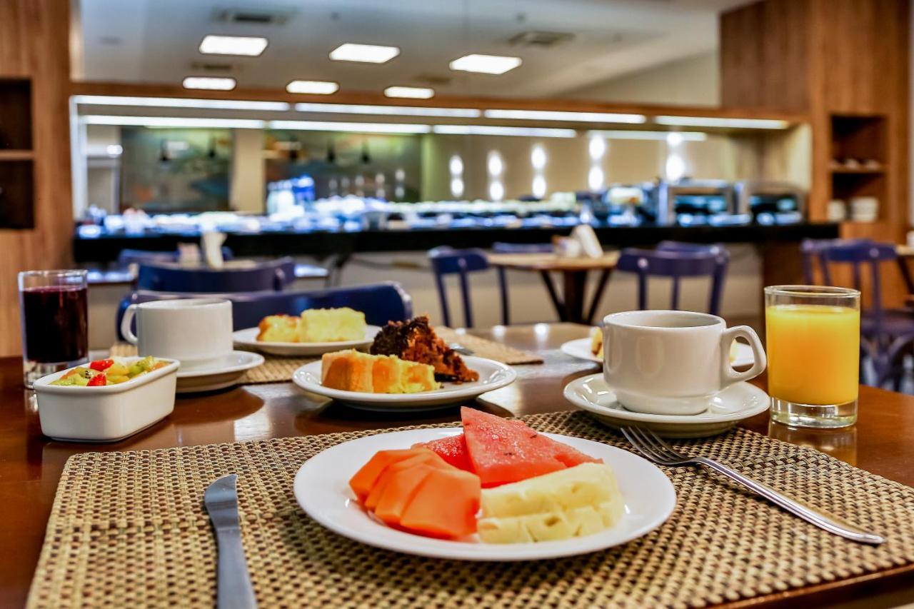 Days Inn By Wyndham Rio De Janeiro Lapa Екстер'єр фото