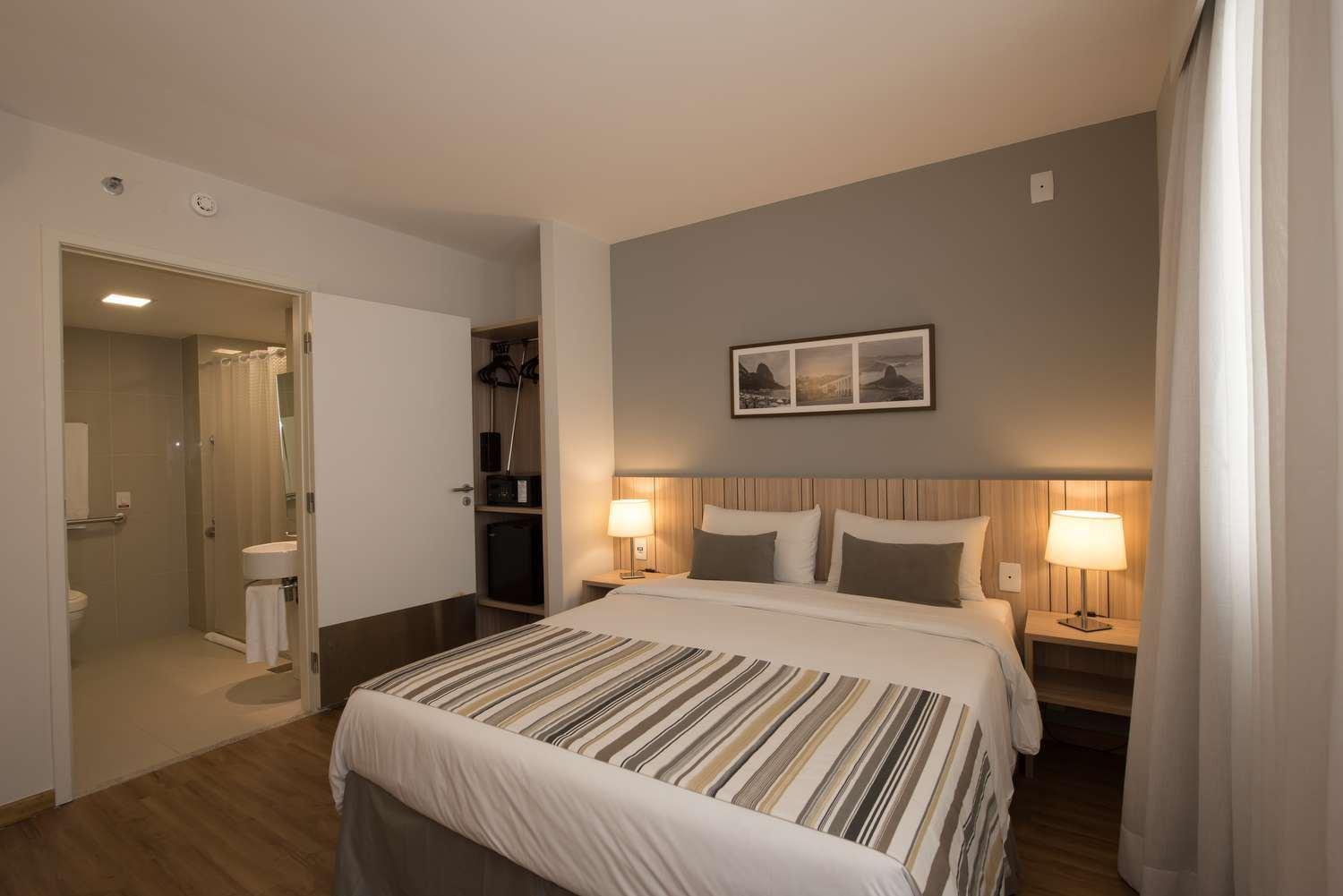 Days Inn By Wyndham Rio De Janeiro Lapa Екстер'єр фото