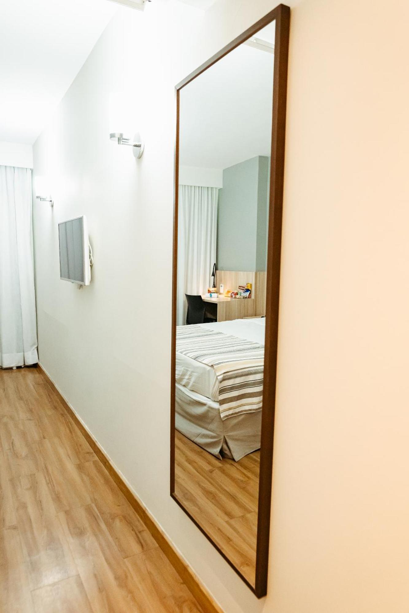 Days Inn By Wyndham Rio De Janeiro Lapa Екстер'єр фото